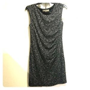Black and gray women’s dress
